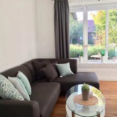 Ferienwohnung Am Deich In Rustersiel Appartement Wilhelmshaven
