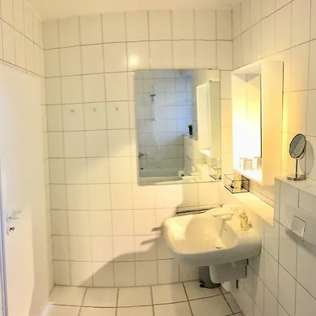 Appartement Ferienwohnung Am Deich In Rustersiel